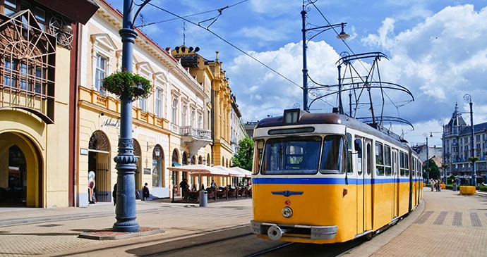 10 Countries Where The Indian Rupee Would Let You Spend Lavishly!